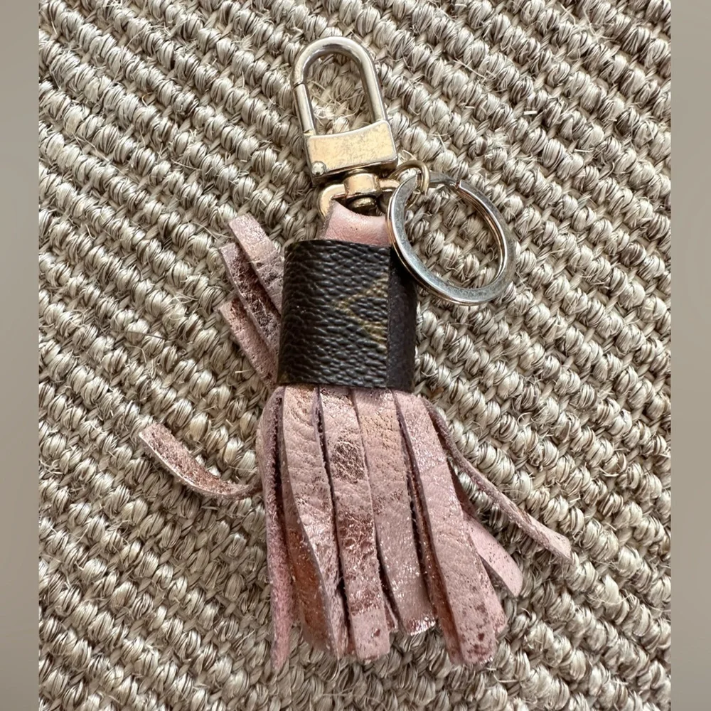 Women’s Keychain